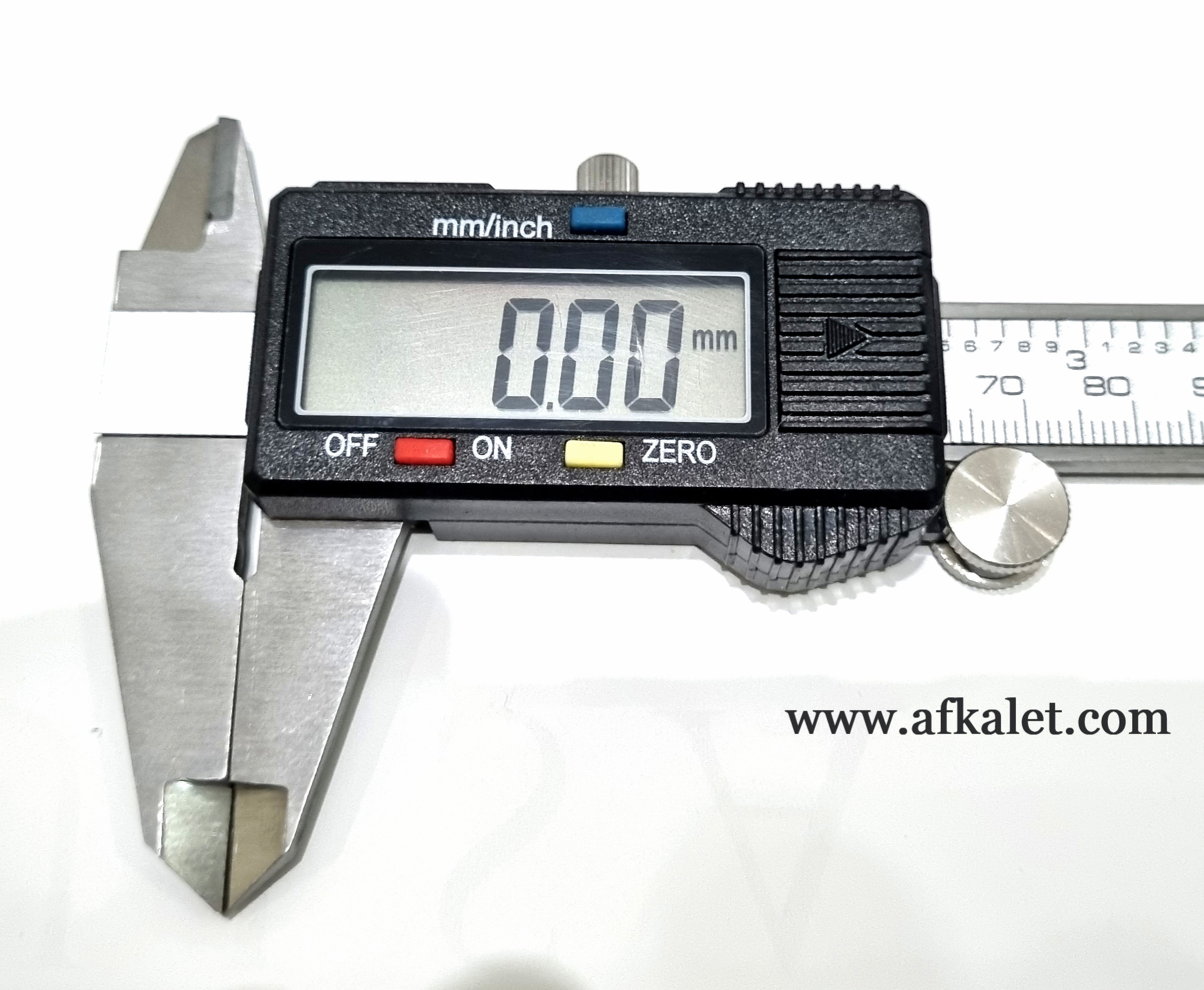 Dijital Çelik Kumpas (Parlak Net ekranlı) – 150 x 0.01 mm