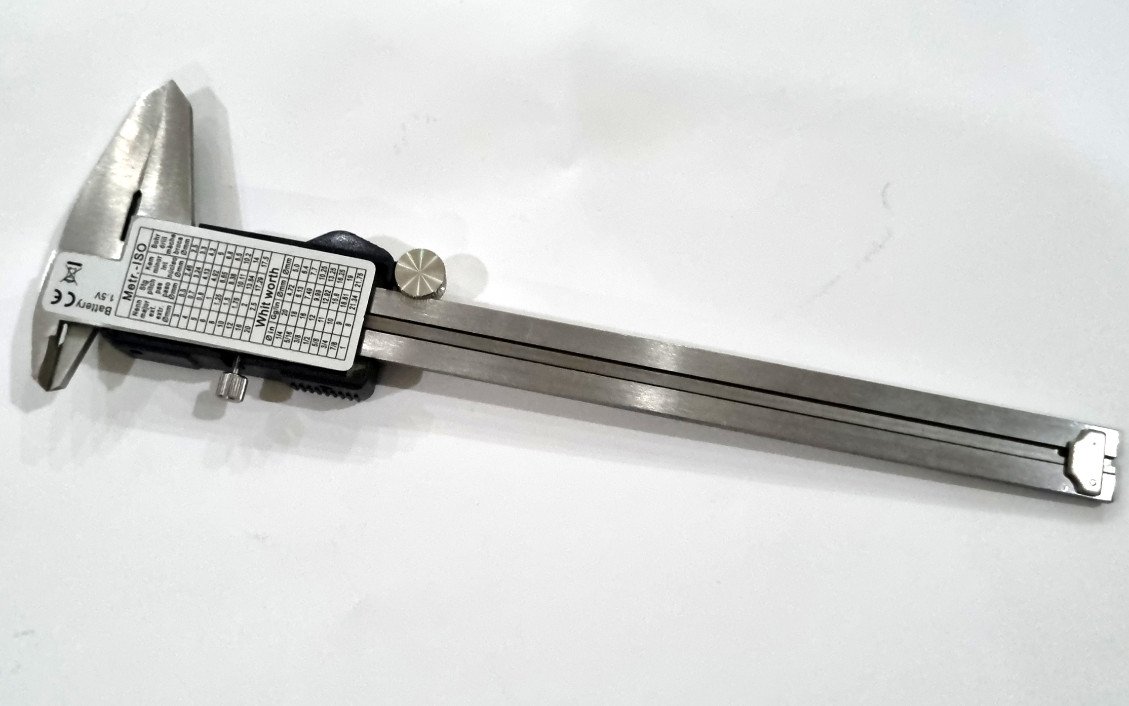 Dijital Çelik Kumpas (Parlak Net ekranlı) – 150 x 0.01 mm