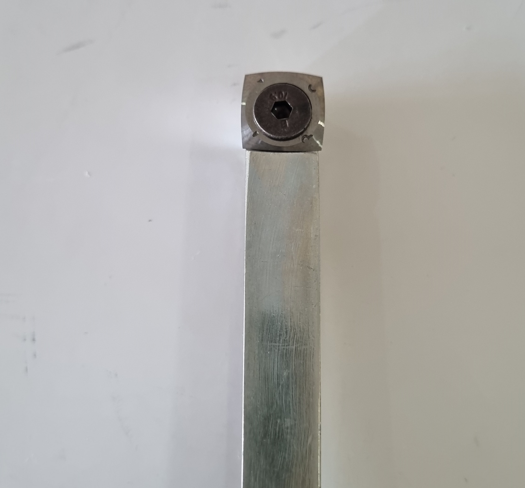 Negatif Oval (Radüs) Karbür Uçlu Bıçak 15*15