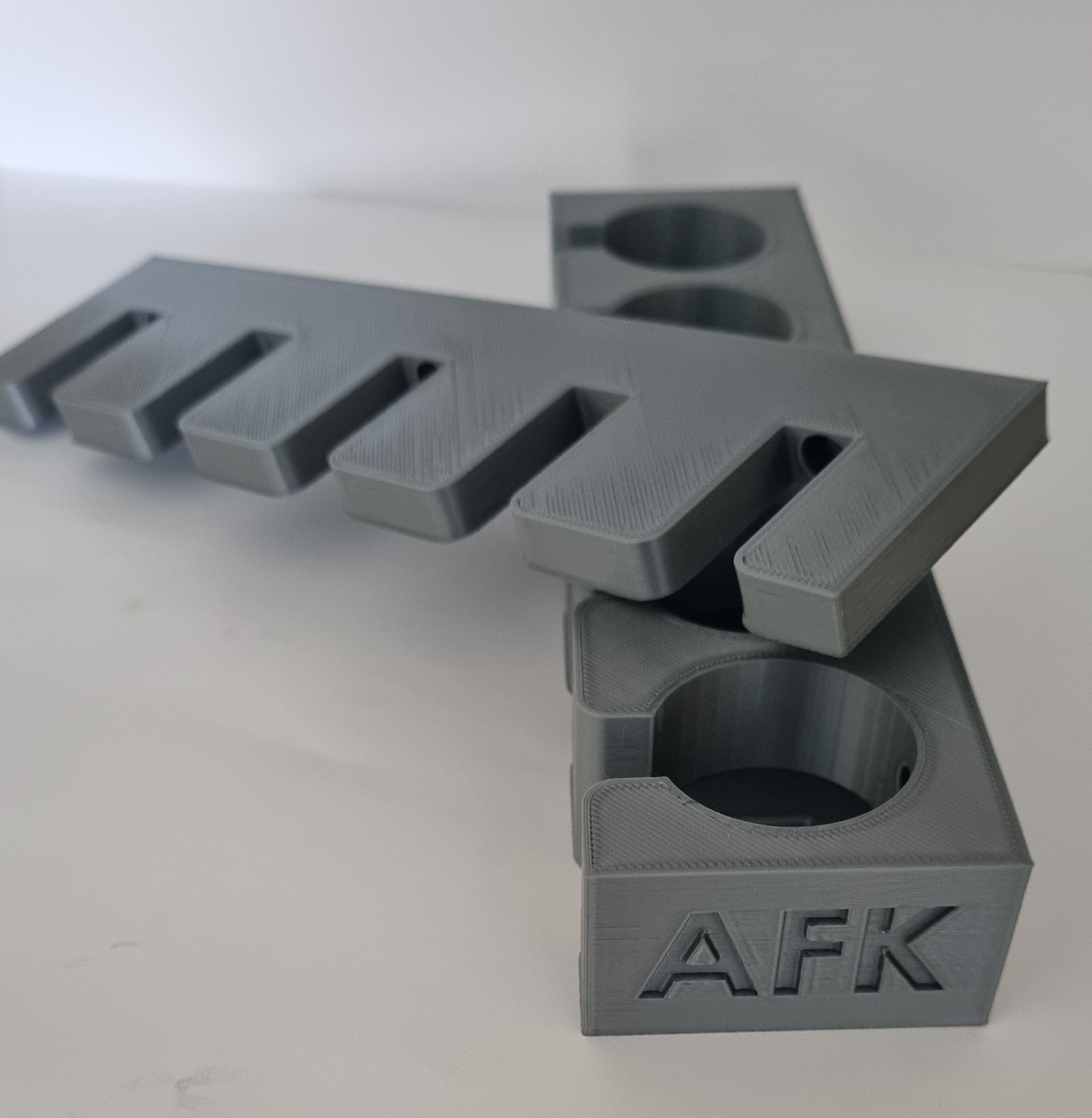 Torna Bıçakları Askı Aparatı